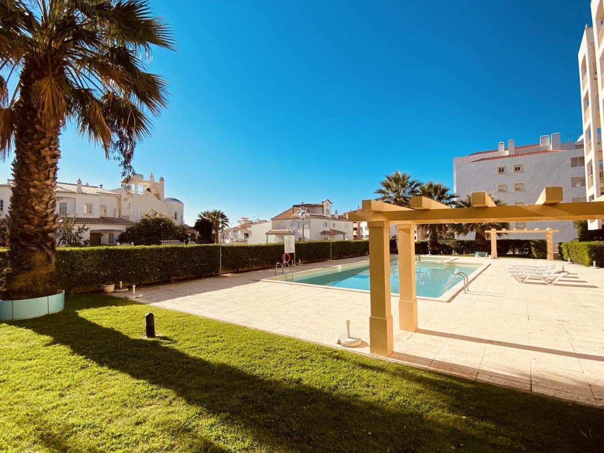 Vista By Check-In Portugal Apartment Albufeira Bagian luar foto